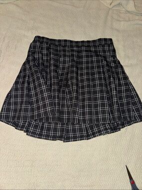 aerie Black and Gray Plaid Circle Skirt
